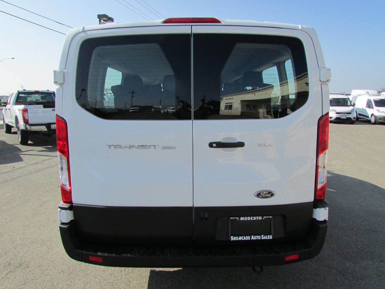 Used 2023 Ford Transit 350 XLT image 7