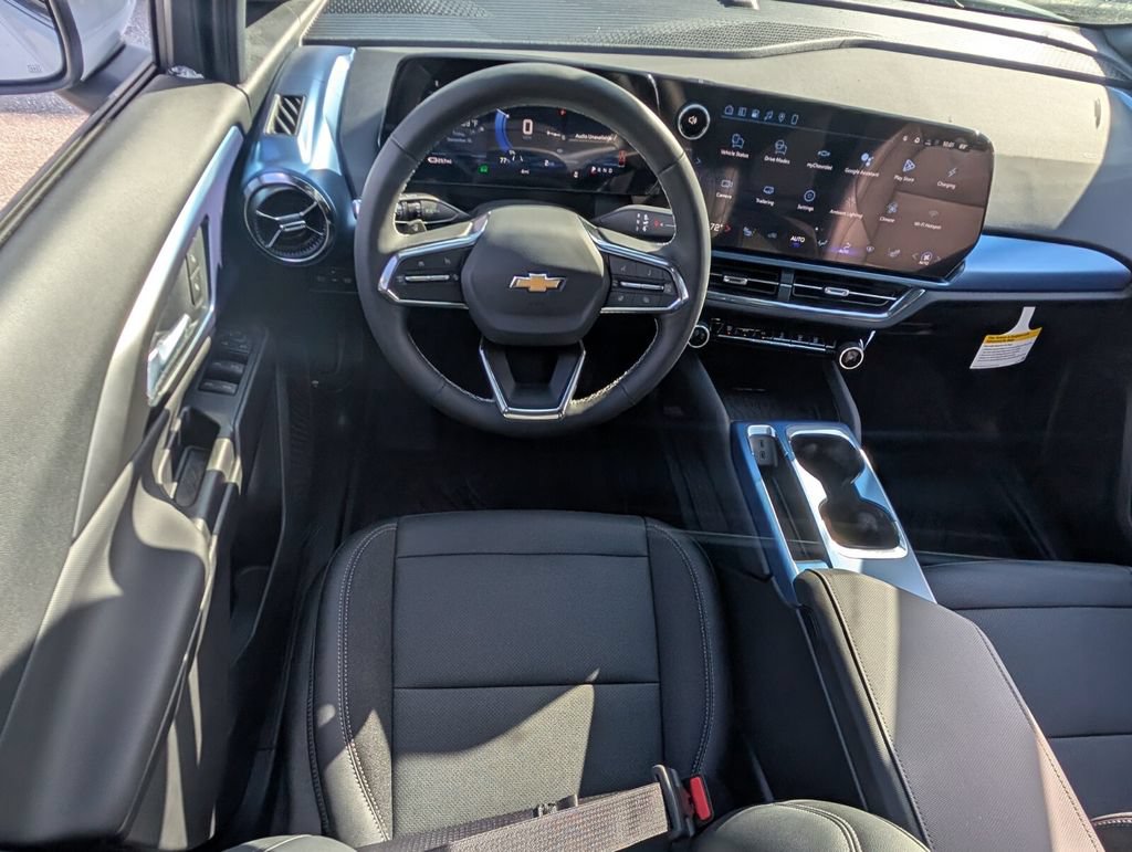 New 2026 Chevrolet Equinox EV LT w/ LPO, Tech Bronze Package FWD image 8