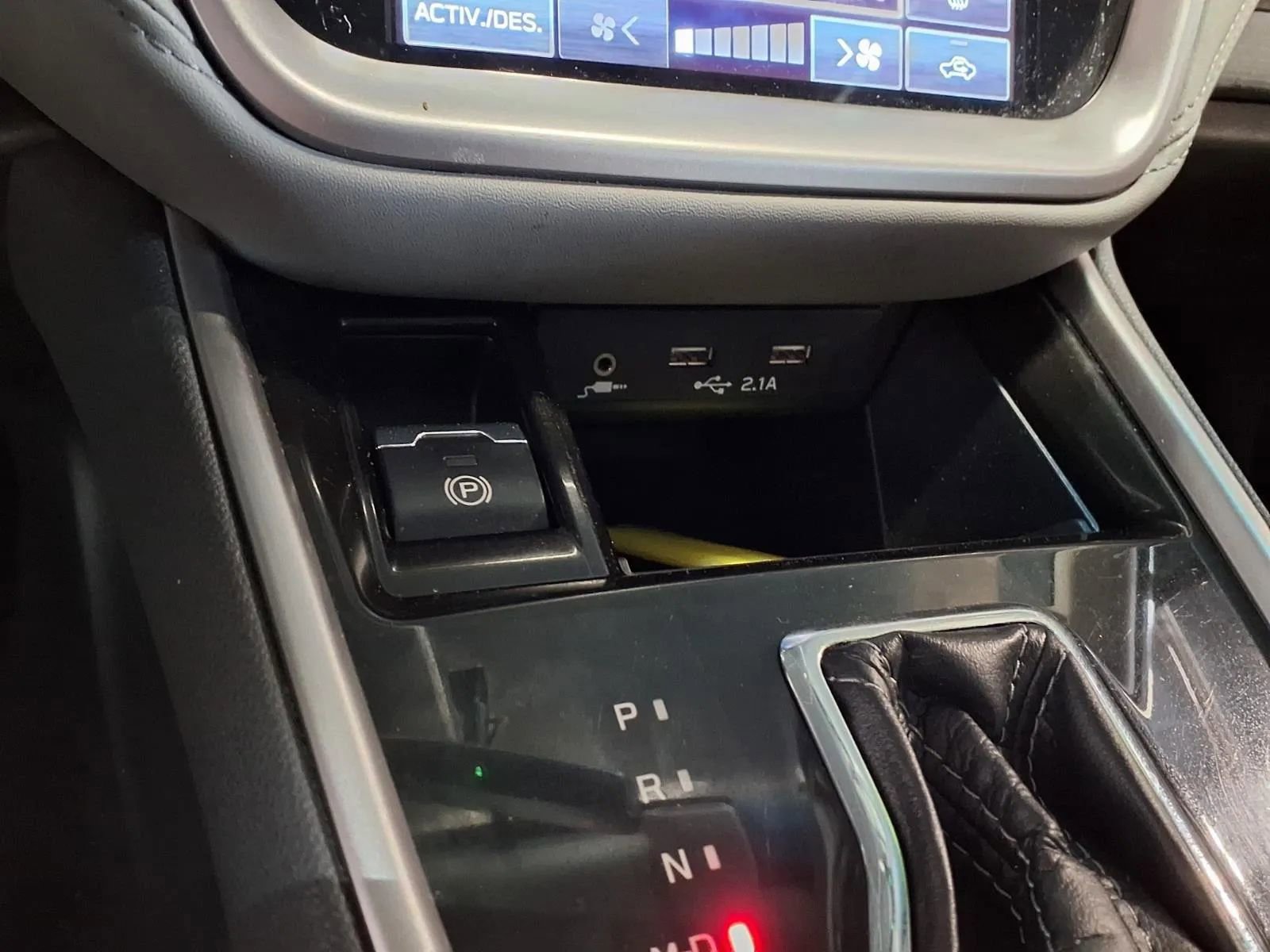 Used 2022 Subaru Outback Premium image 23