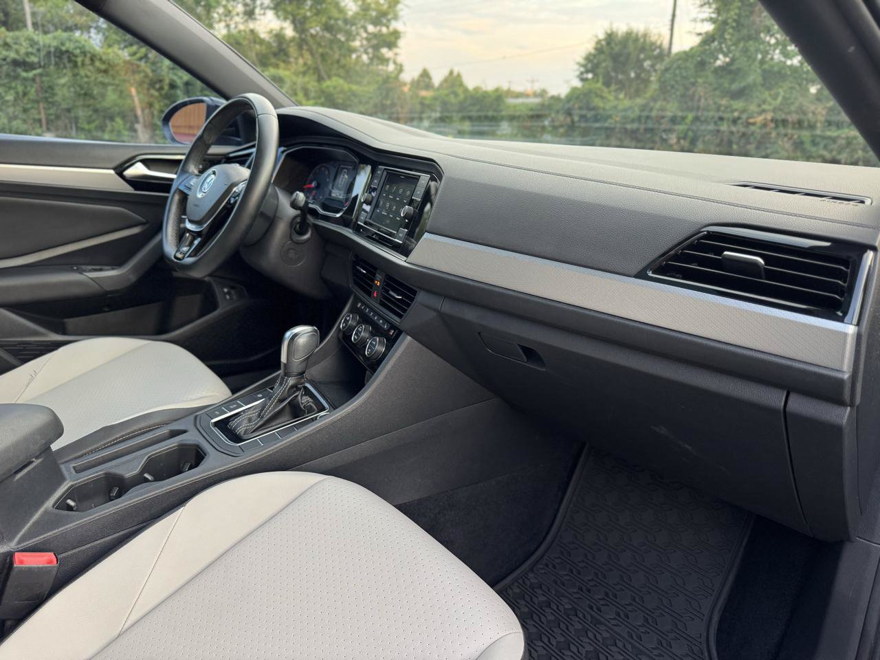 Used 2021 Volkswagen Jetta R-Line FWD image 23