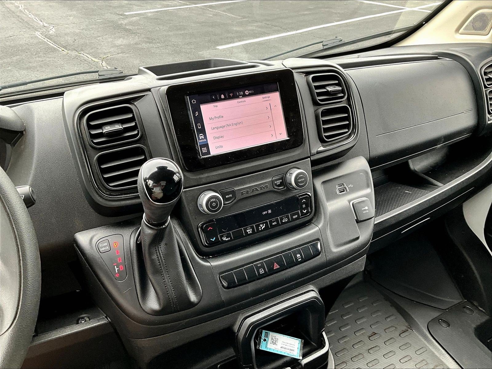 Used 2024 RAM ProMaster 2500 FWD image 12