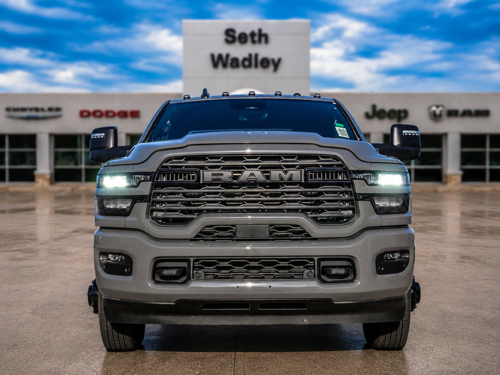 New 2026 RAM 3500 Big Horn AWD/4WD image 2