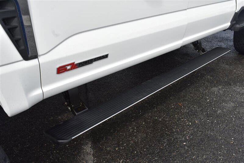 Used 2024 Ford F350 Platinum image 13