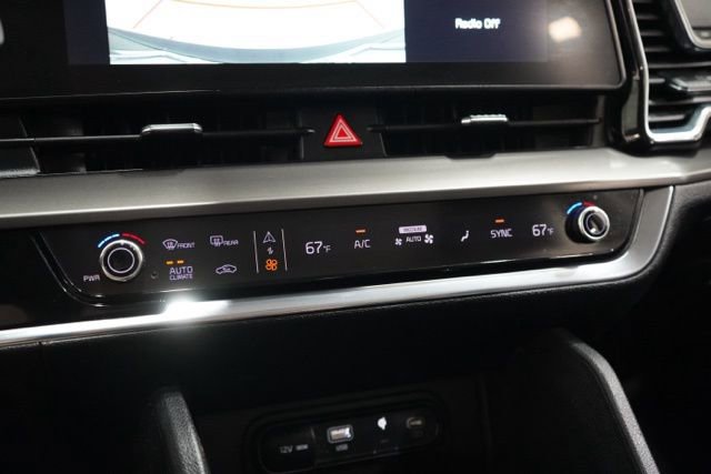 Used 2023 Kia Sportage EX image 27