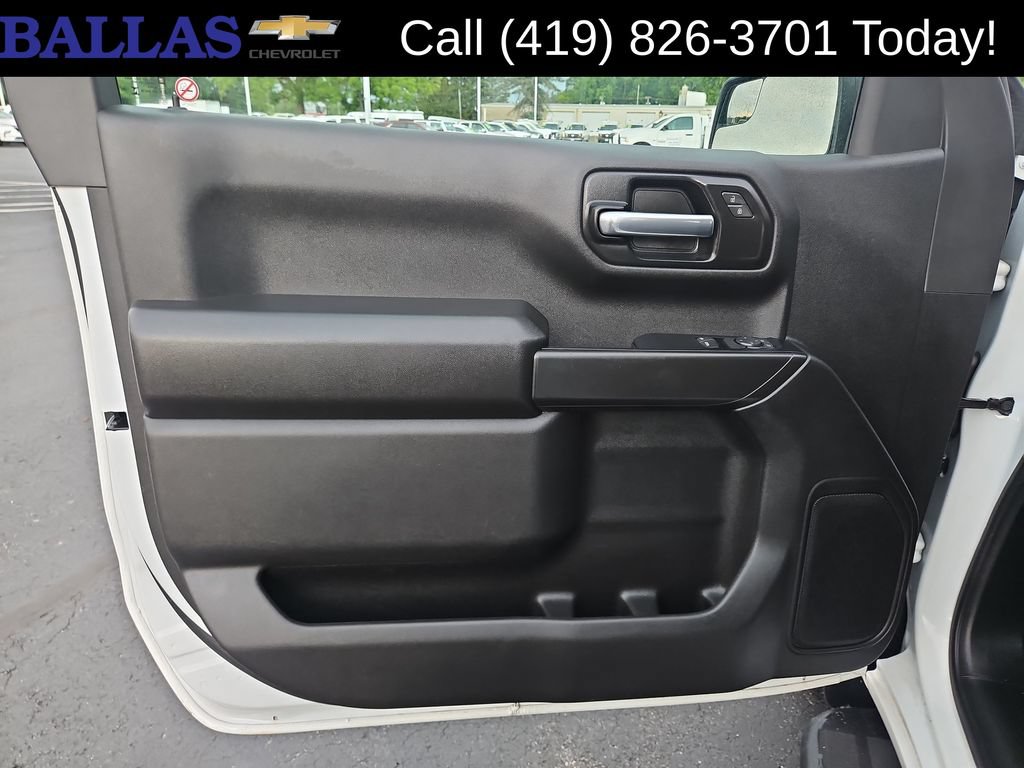 Certified 2025 Chevrolet Silverado 1500 W/T RWD image 23