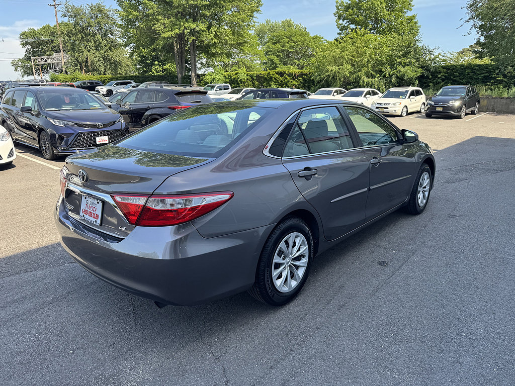 Certified 2017 Toyota Camry LE w/ Protection Package (Q2) FWD image 4