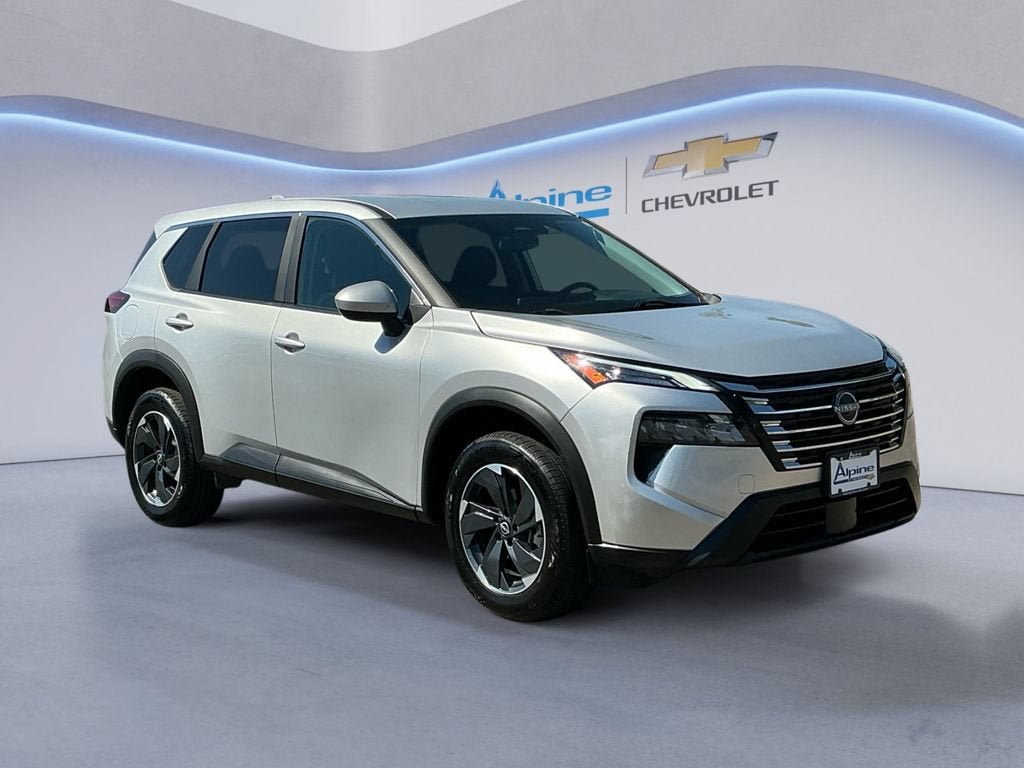 Used 2024 Nissan Rogue SV AWD/4WD image 7