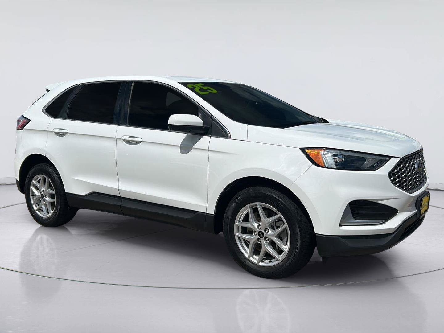 Used 2023 Ford Edge SEL AWD/4WD image 3