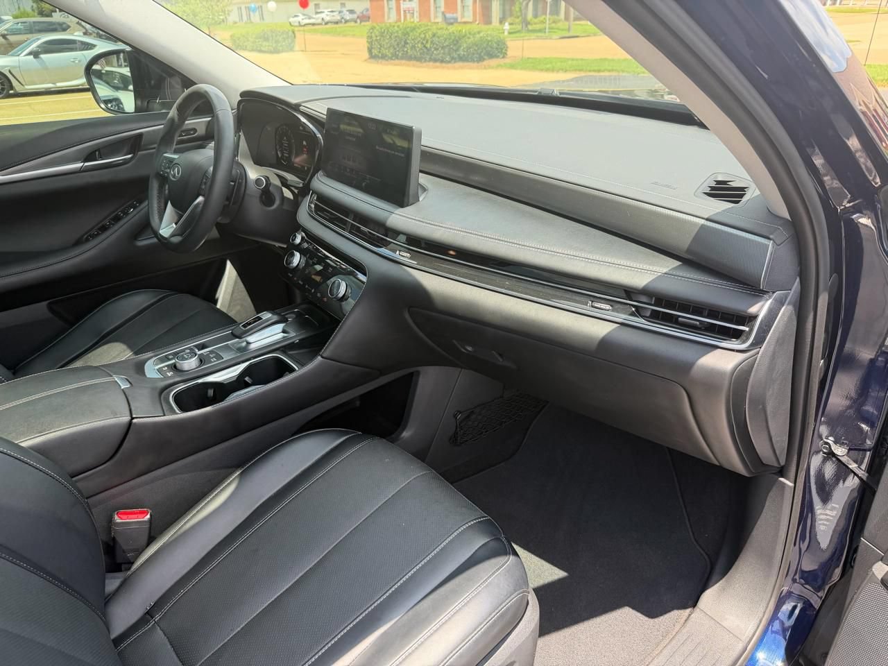Used 2023 INFINITI QX60 Luxe w/ Cargo Package FWD image 21