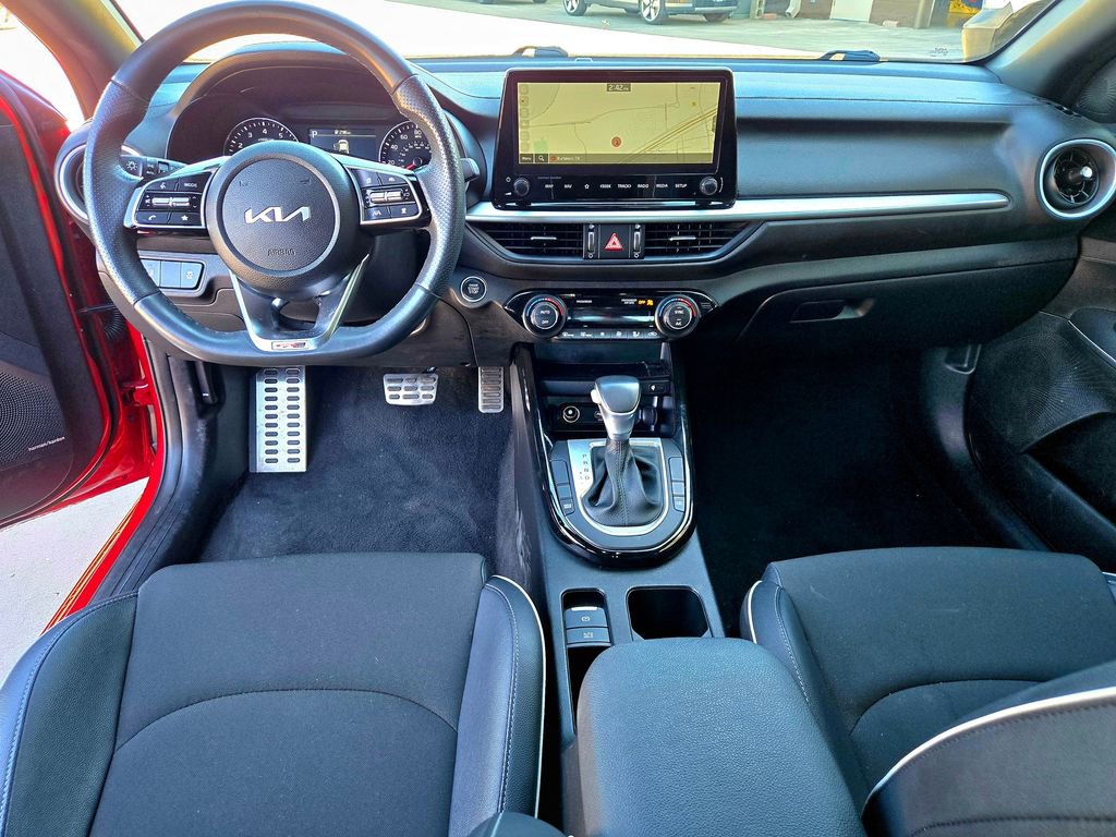 Used 2024 Kia Forte GT-Line w/ GT-Line Premium Package image 8