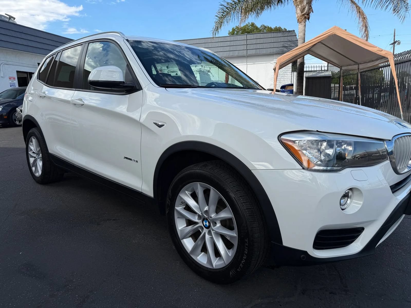 Used 2016 BMW X3 xDrive28i AWD/4WD image 15
