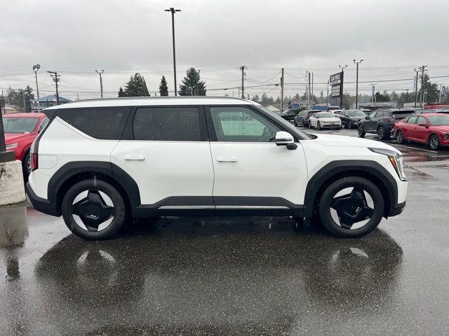 Used 2024 Kia EV9 Wind image 4