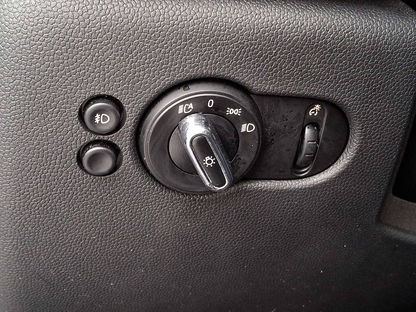 Used 2021 MINI Cooper S w/ 6.5" Touchscreen Package image 21