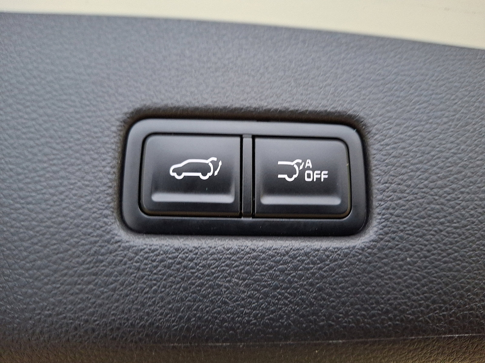 Used 2024 Kia Carnival SX image 33