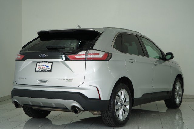 Used 2019 Ford Edge Titanium FWD image 5
