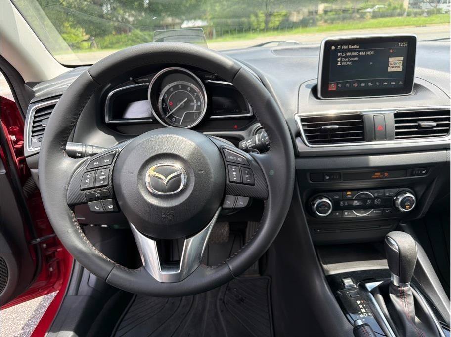 Used 2014 MAZDA MAZDA3 s Grand Touring w/ Technology Package FWD image 14