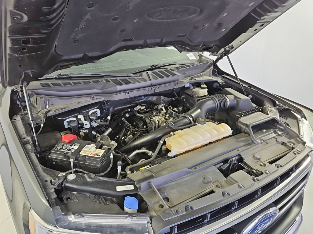 Used 2021 Ford F150 Lariat RWD image 6