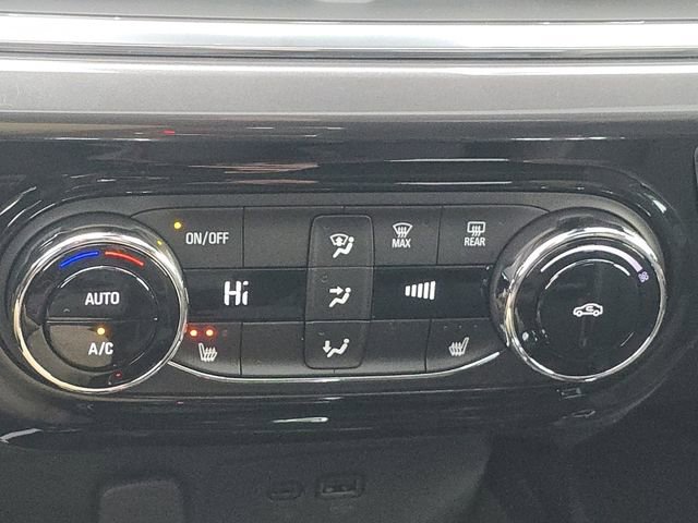 New 2026 Chevrolet Trax ACTIV w/ Sunroof Package image 32