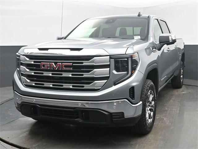 New 2026 GMC Sierra 1500 SLE w/ Preferred Package