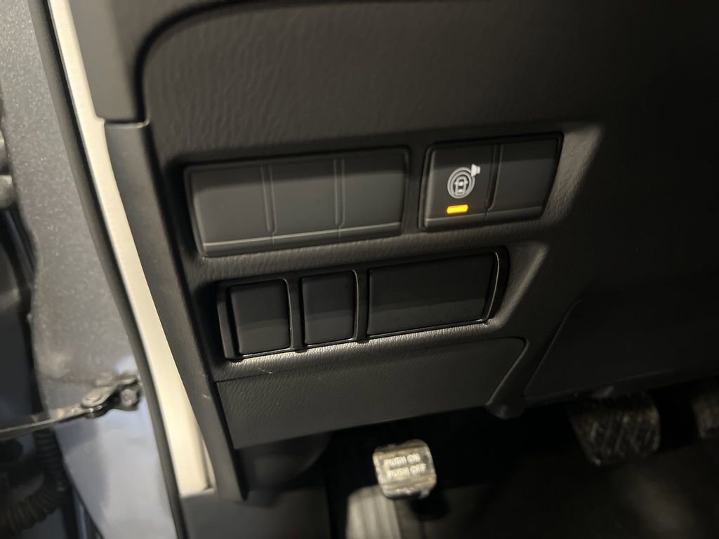 Certified 2024 Nissan Armada SV image 49