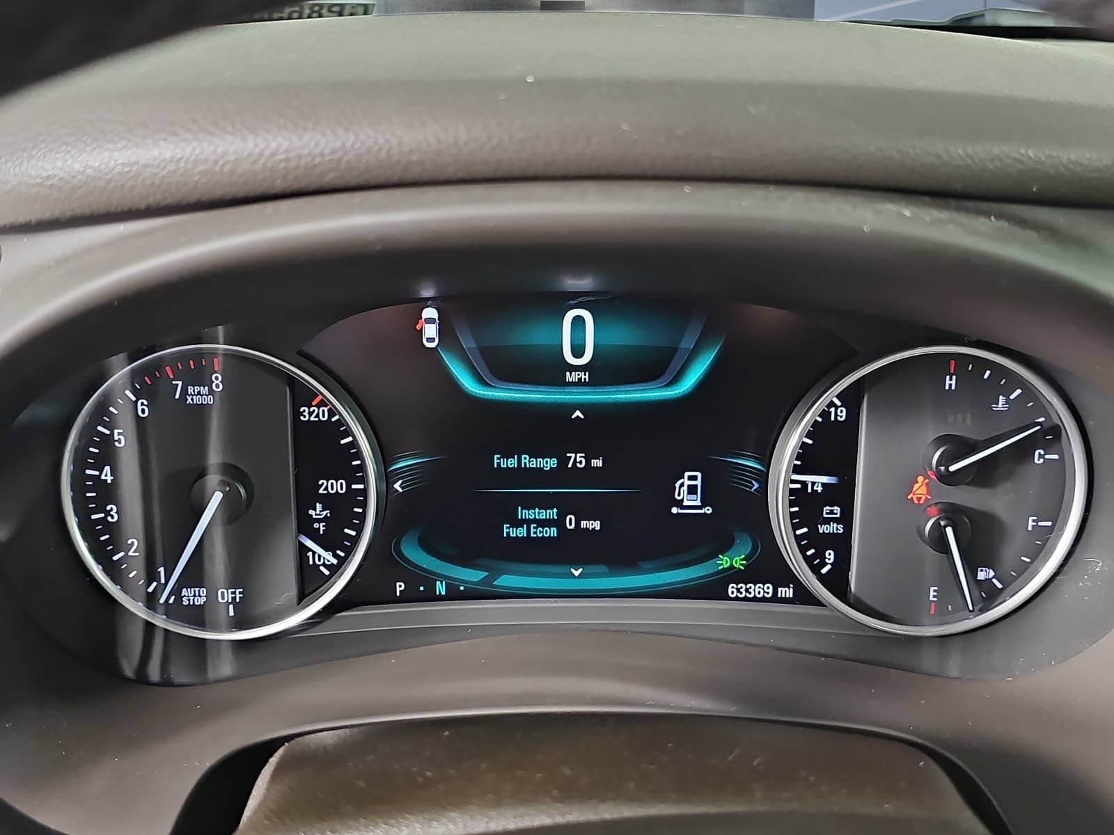 Used 2017 Buick LaCrosse Essence w/ Sun and Shade Package FWD image 16
