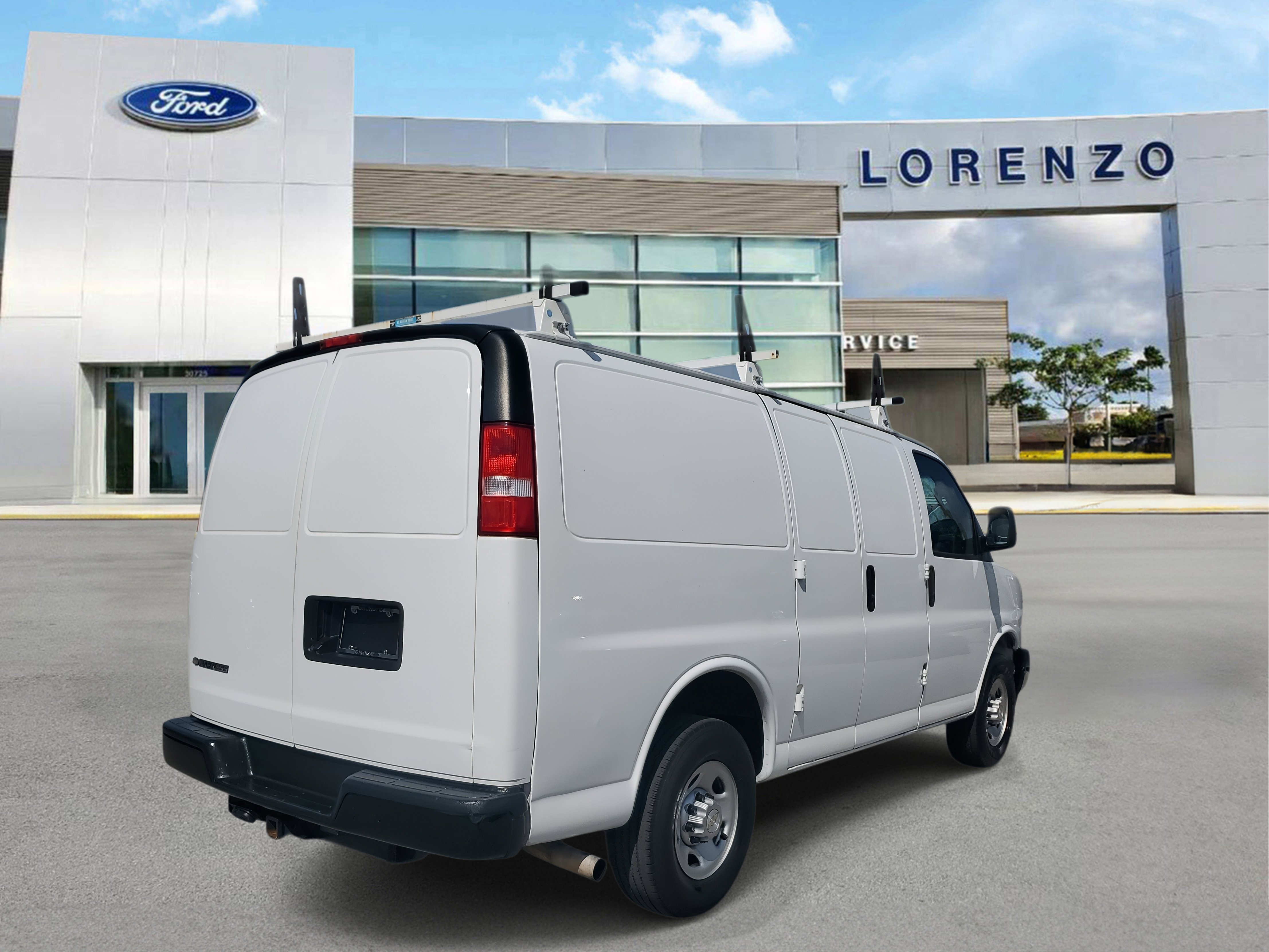 Used 2020 Chevrolet Express 2500 w/ Communications Package image 6
