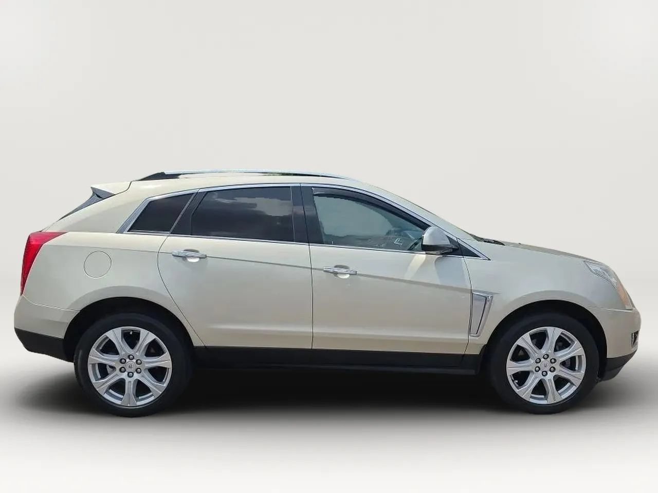 Used 2014 Cadillac SRX Performance w/ Driver Awareness Package FWD image 9