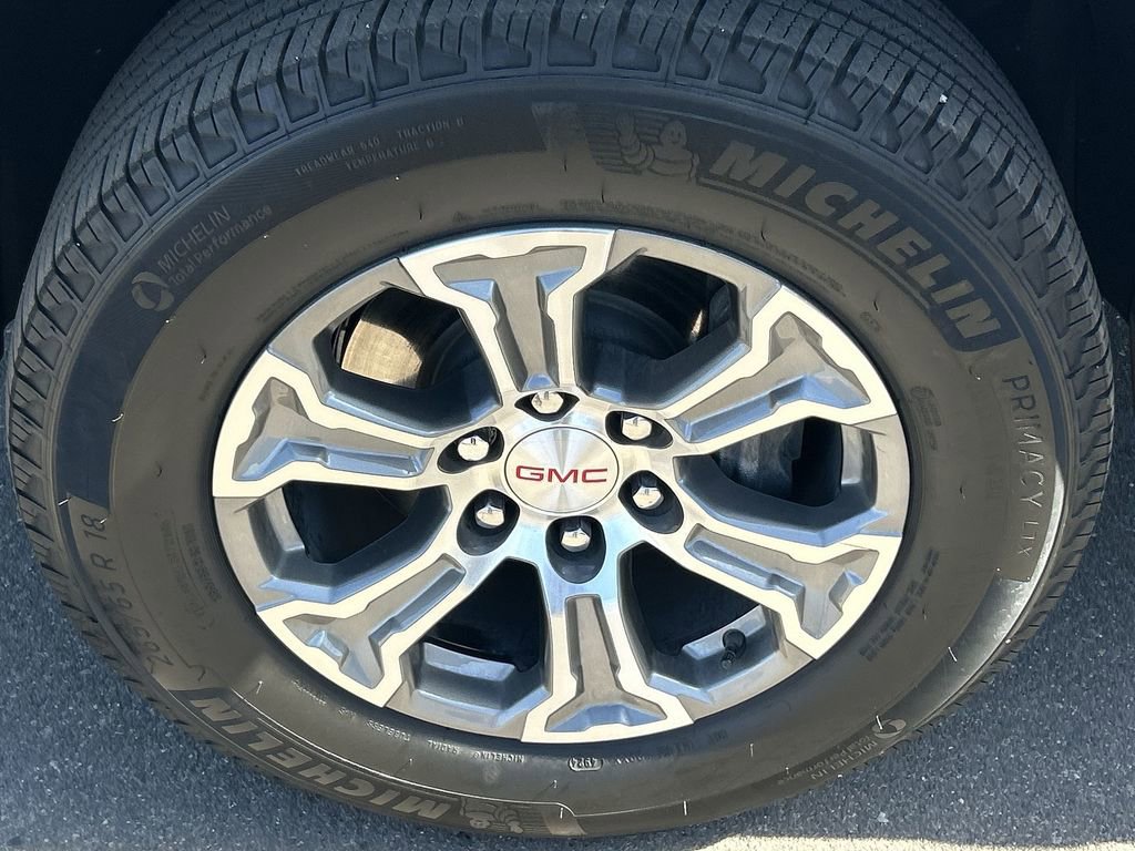 Used 2025 GMC Sierra 1500 SLT image 32