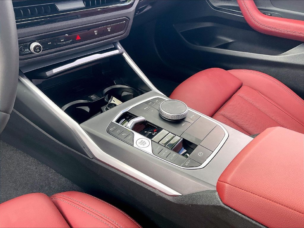 Used 2025 BMW 230i Coupe w/ Convenience Package RWD image 19