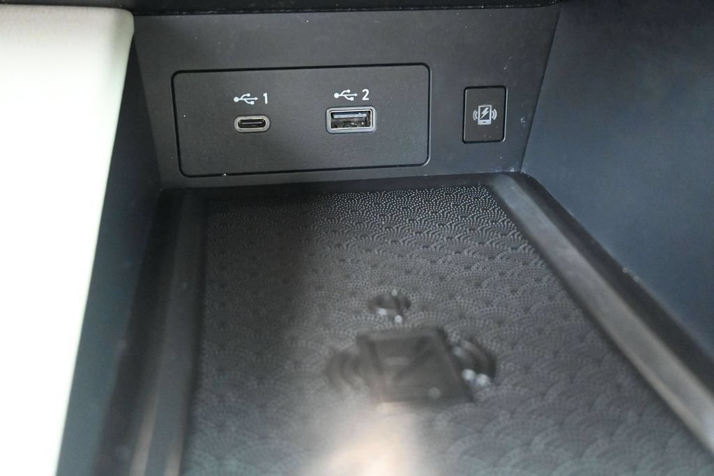 Used 2023 INFINITI QX60 Luxe w/ Cargo Package FWD image 15