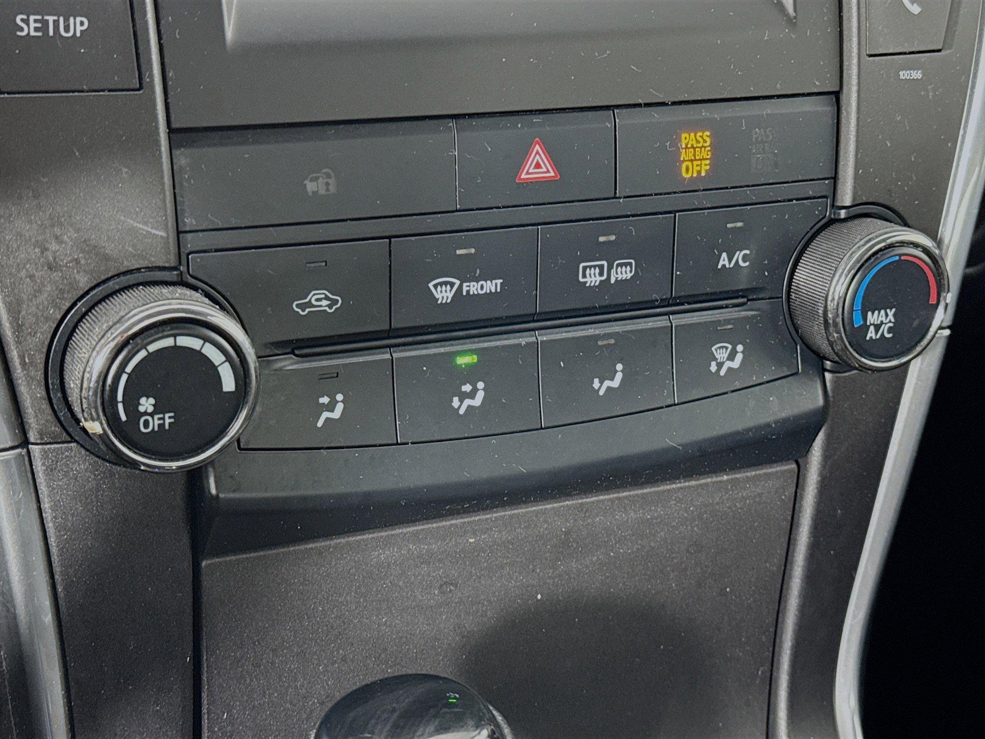 Used 2015 Toyota Camry SE FWD image 15
