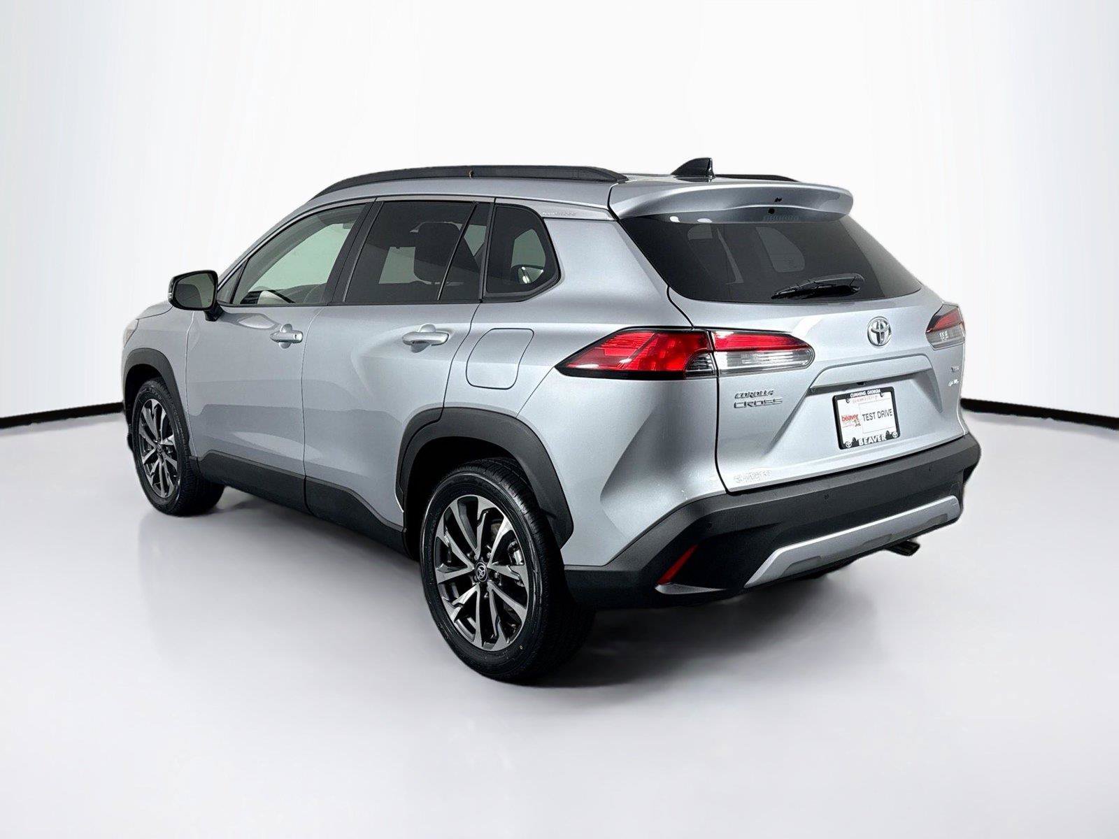 Certified 2025 Toyota Corolla Cross XLE AWD/4WD image 13