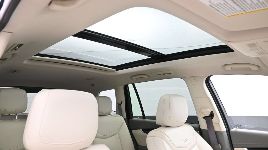 Certified 2023 Cadillac XT6 Premium Luxury FWD image 25