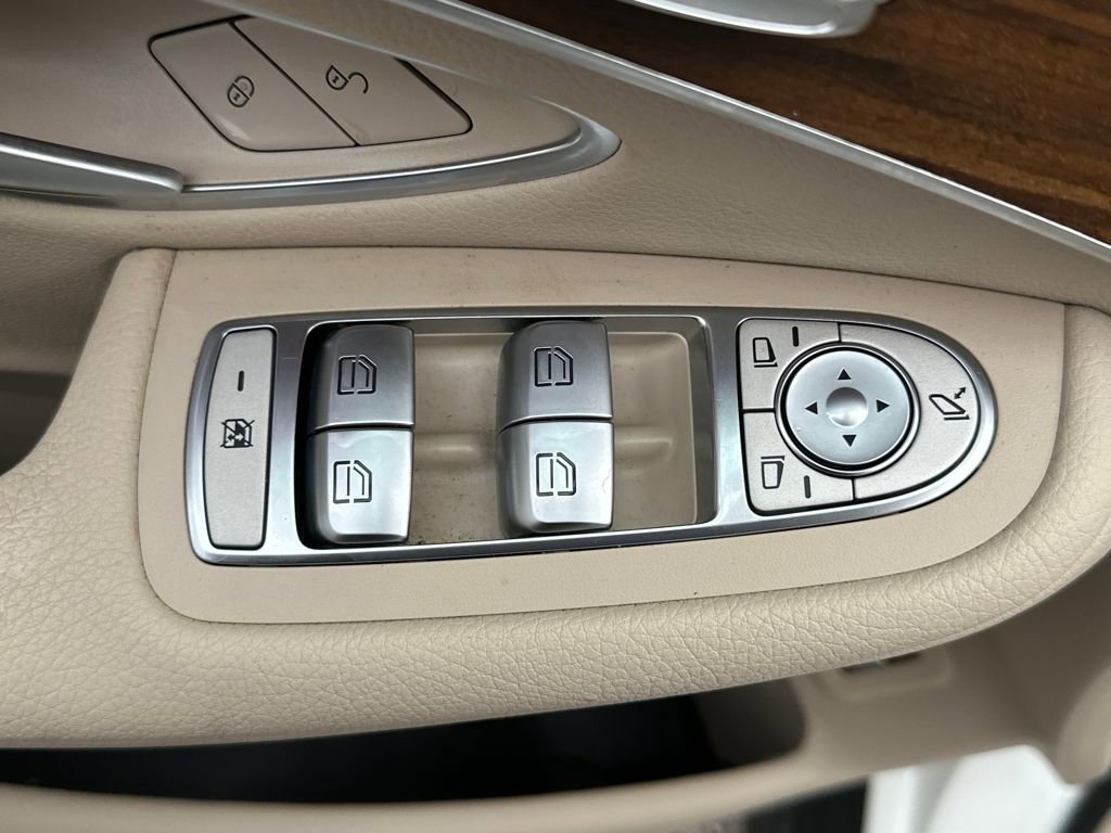 Certified 2022 Mercedes-Benz GLC 300 4MATIC image 26