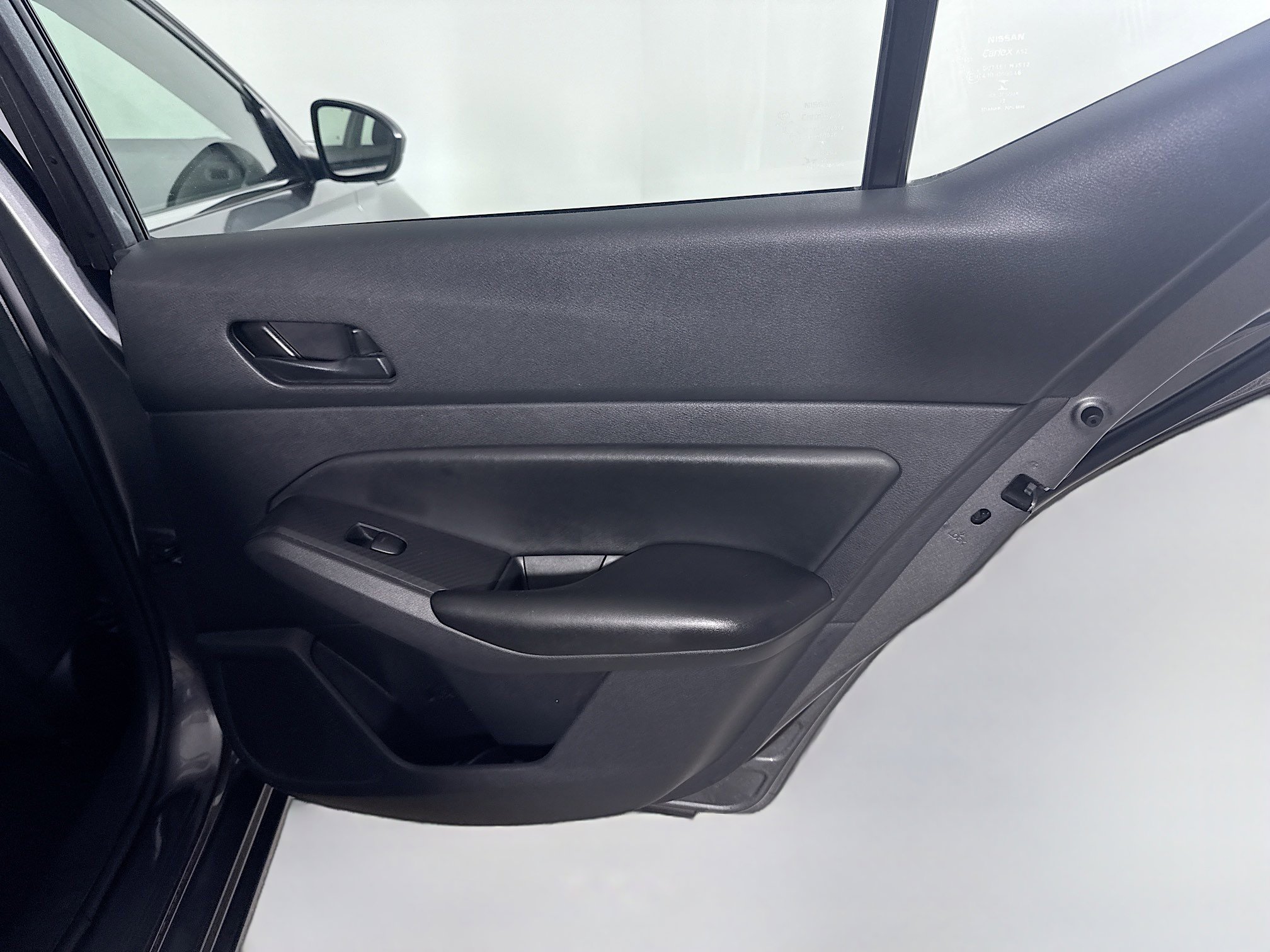 Used 2024 Nissan Altima 2.5 S image 28