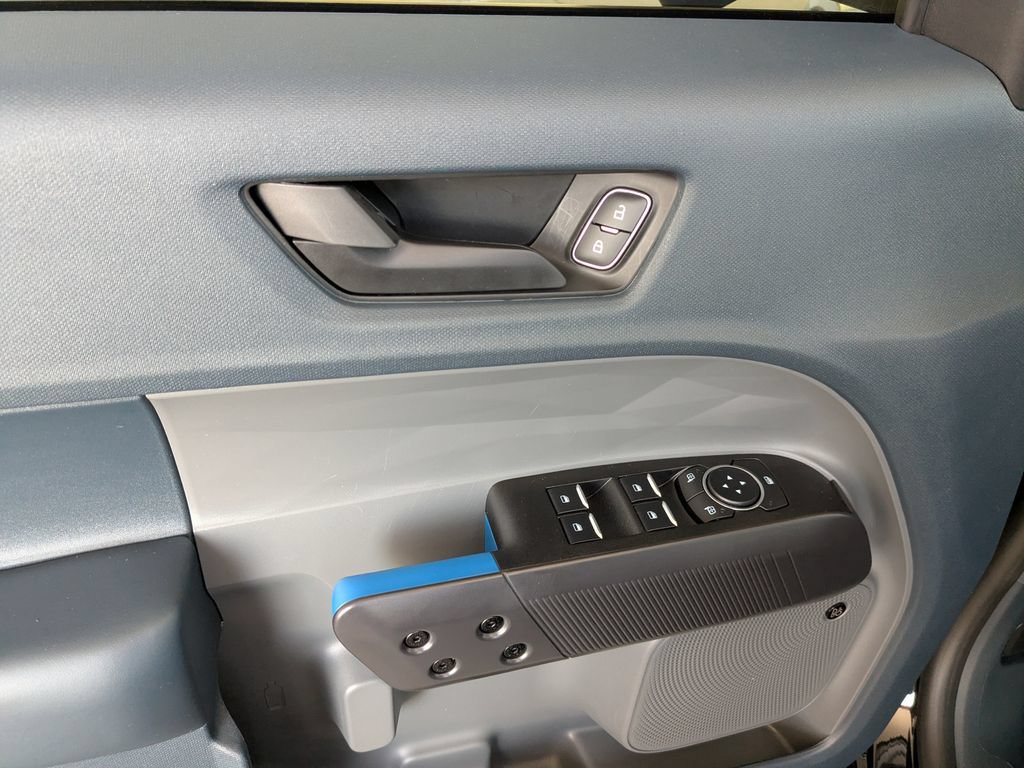 Used 2025 Ford Maverick Lobo AWD/4WD image 26