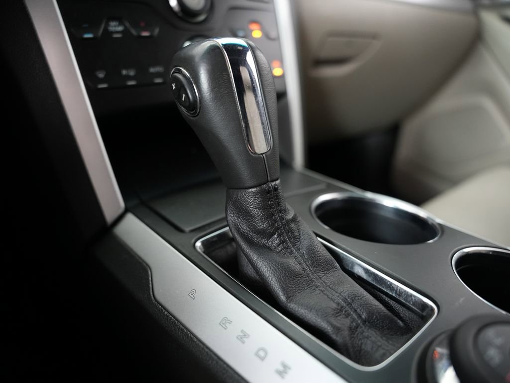 Used 2013 Ford Explorer XLT image 27