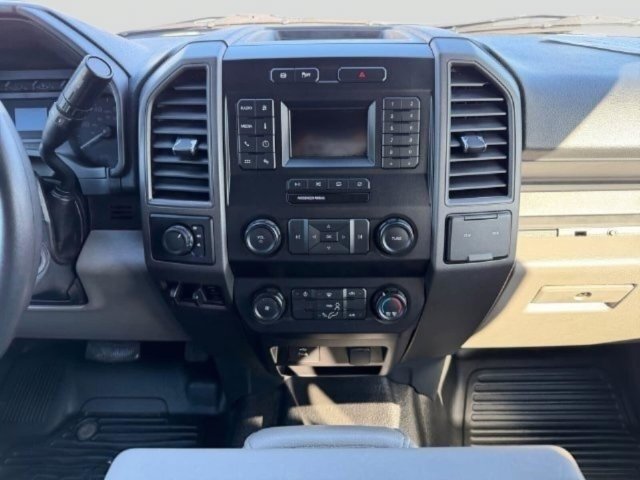 Used 2022 Ford F550 4x4 Crew Cab Super Duty image 11