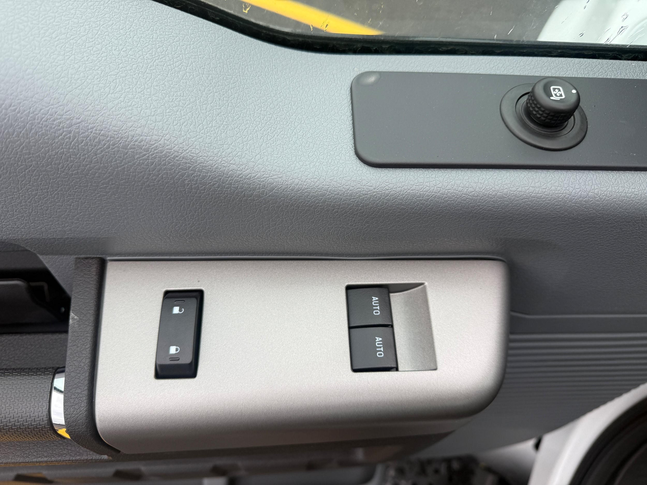 New 2027 Ford F750 2WD Regular Cab Super Duty image 13