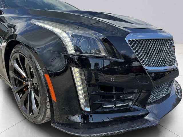 Used 2019 Cadillac CTS V w/ Luxury Package image 11