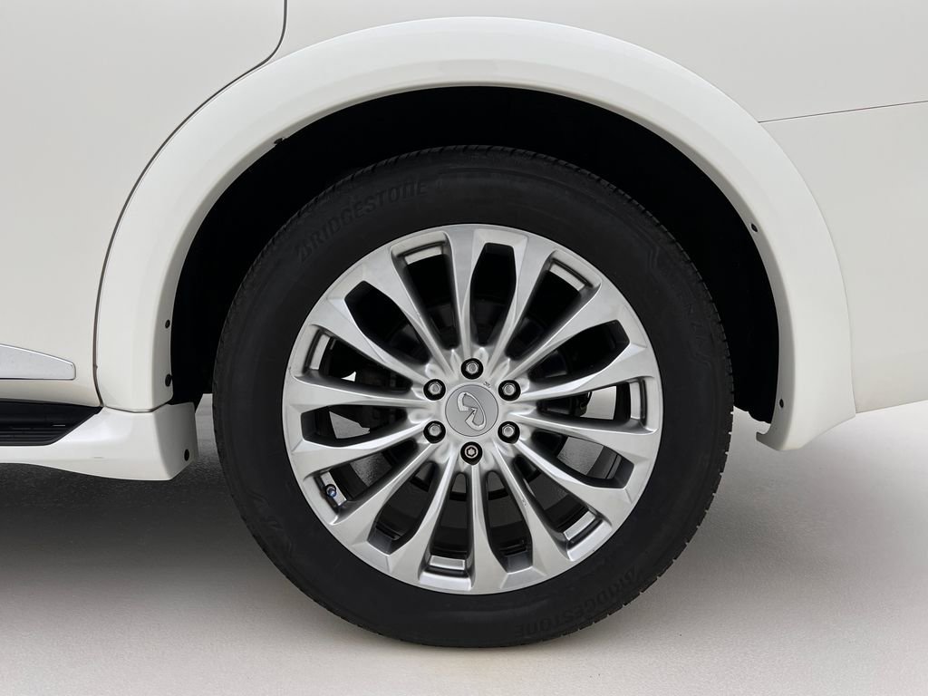 Used 2016 INFINITI QX80 Luxe w/ 22" Wheel Package image 28
