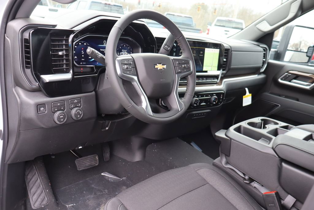 New 2026 Chevrolet Silverado 3500 LT image 6