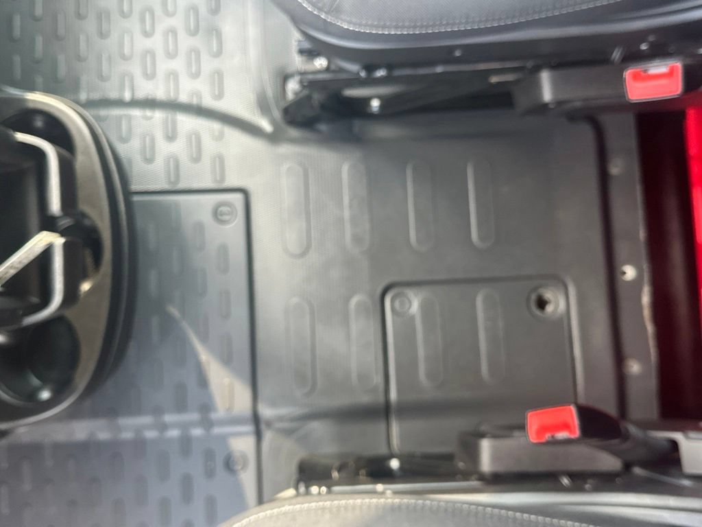 Used 2025 RAM ProMaster 2500 w/ U-Haul Equipment Group FWD image 34