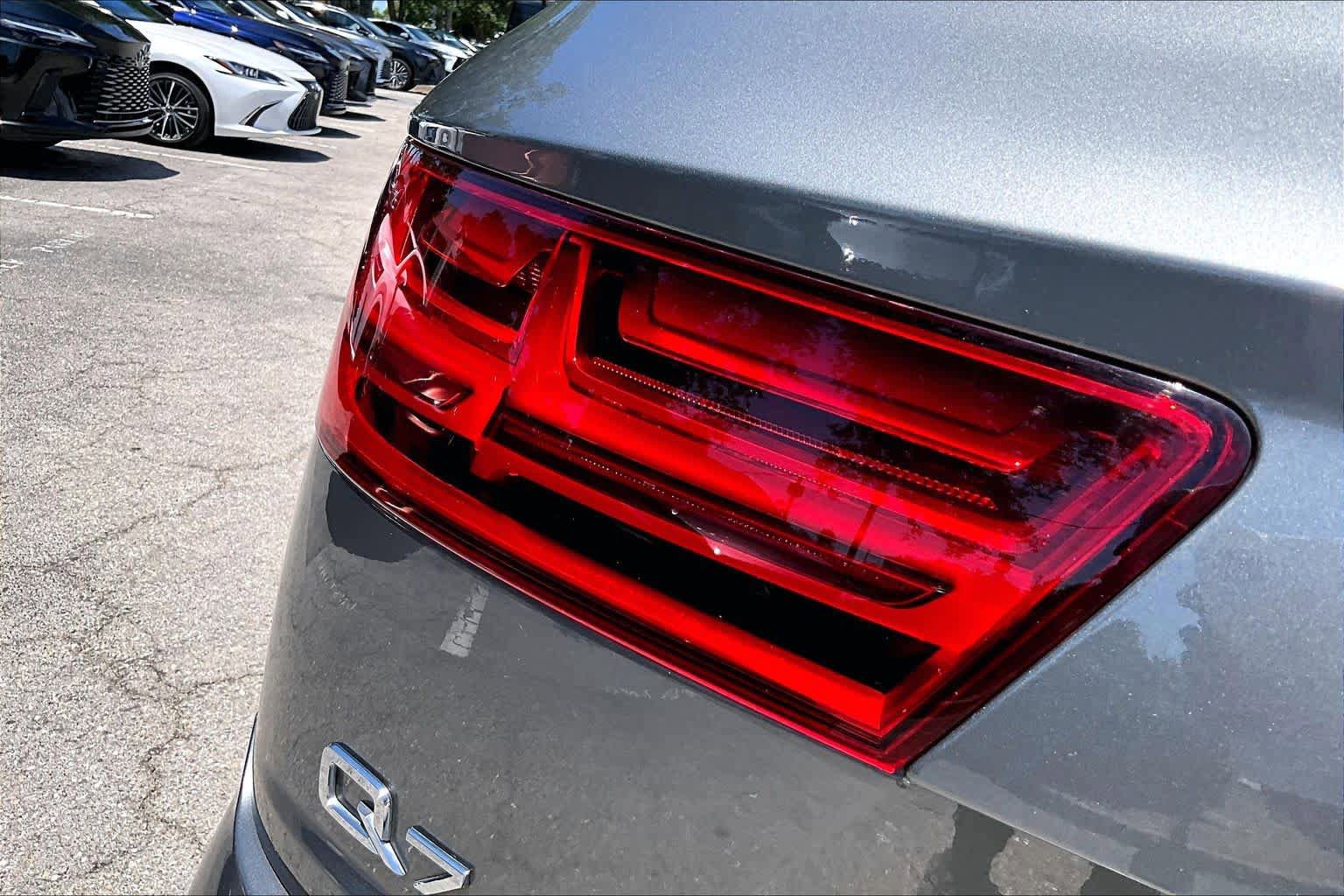 Used 2017 Audi Q7 3.0T Premium Plus AWD/4WD image 29
