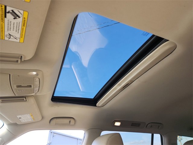 Used 2021 Nissan Armada Platinum w/ Captain's Chairs Package image 10