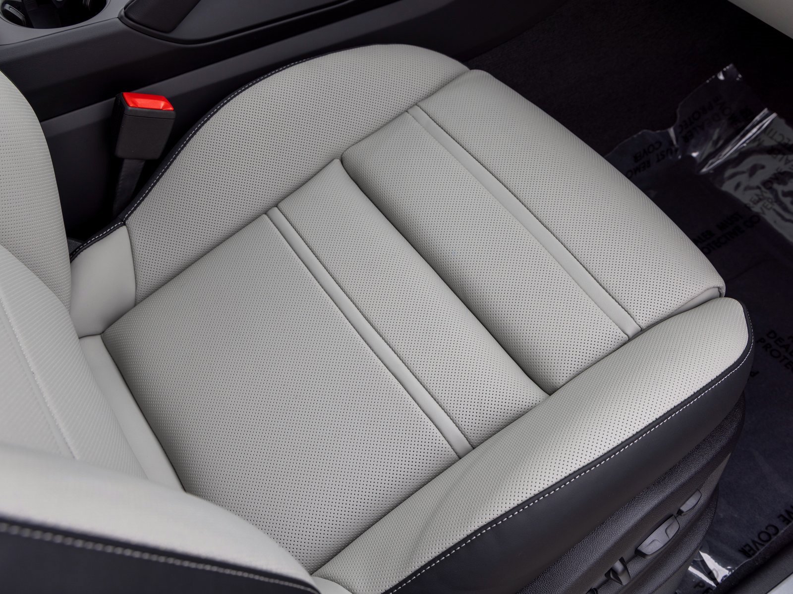 New 2026 Porsche Cayenne Coupe image 49