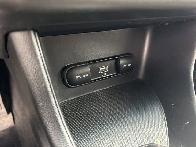 Used 2022 Kia Sportage LX image 17