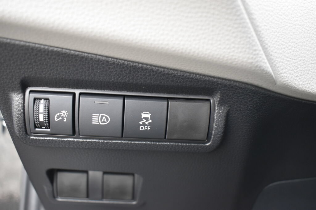 Certified 2026 Toyota Corolla Cross L AWD/4WD image 15