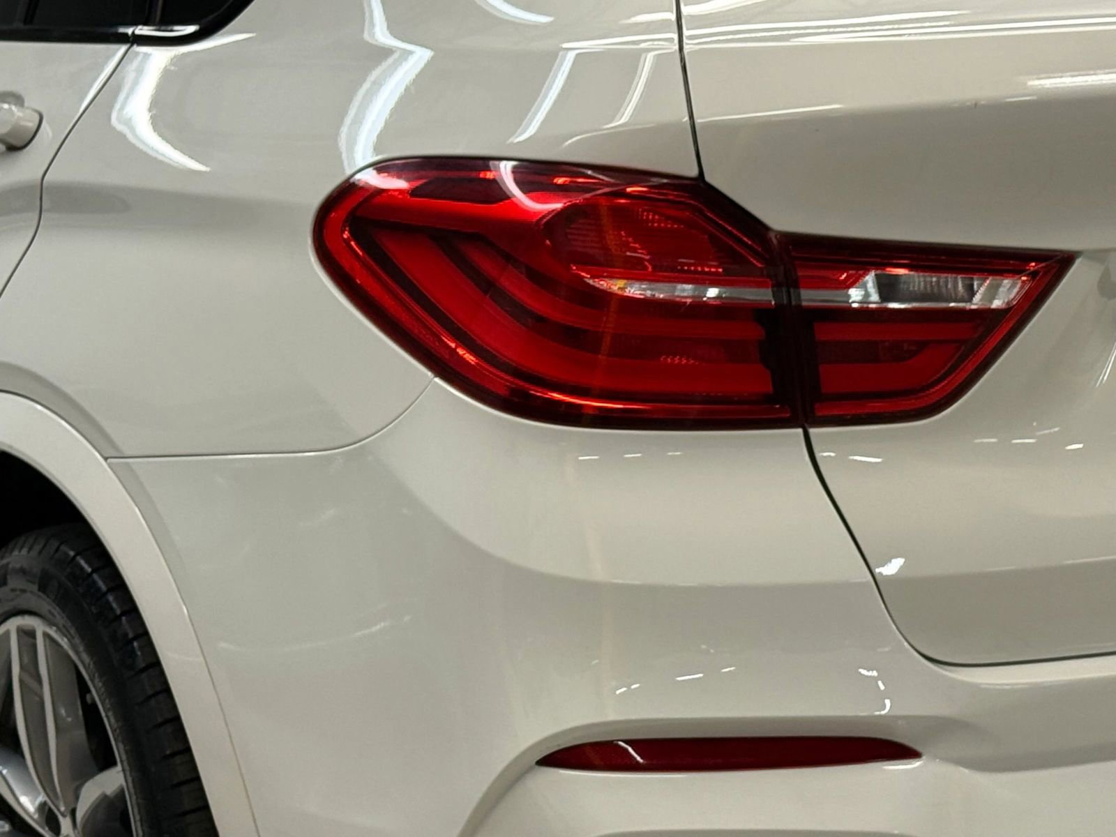 Used 2016 BMW X4 xDrive28i image 12