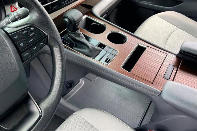 Certified 2024 Toyota Sienna LE FWD image 16